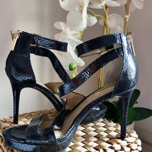 BCBGeneration Black Textured Sandals